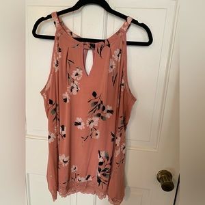 Pretty Torrid size 3 dressy tank. A peachy floral, perfect under a linen blazer!